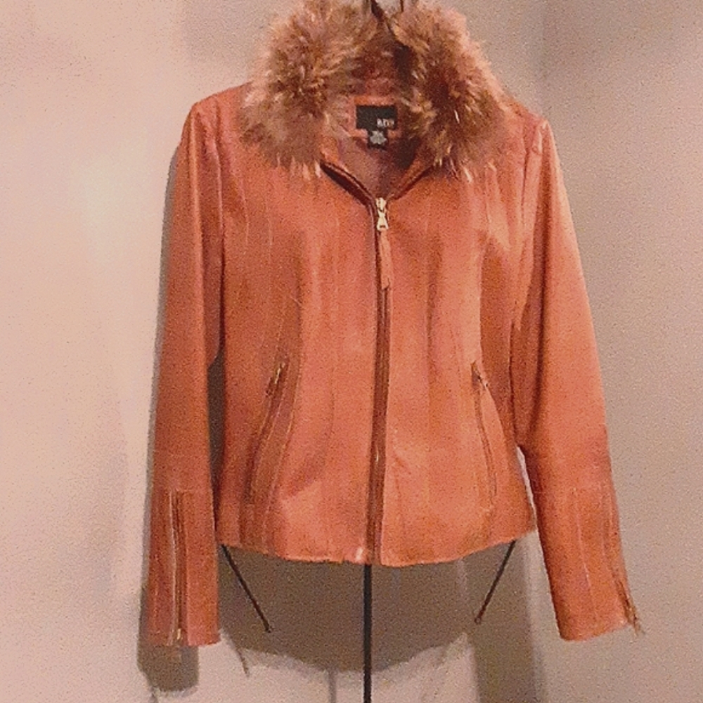 Genuine LeatherMellowTouch~Racoon Fur Removable-Just Like New SzSmall RelaxFit